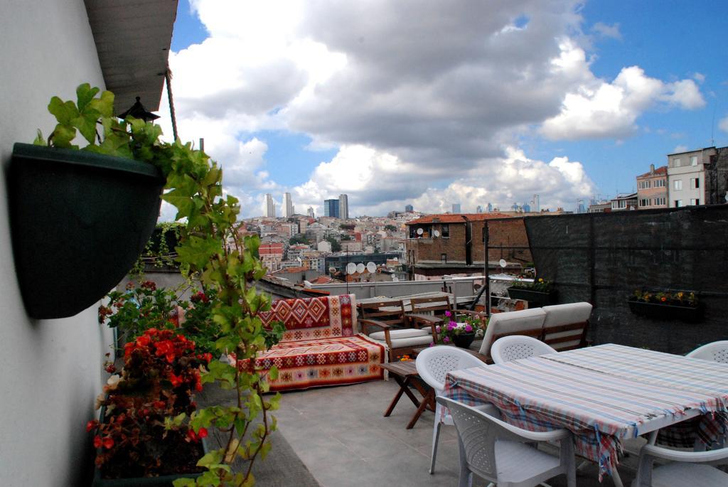 Nicoleport Hotel Istanbul Bagian luar foto