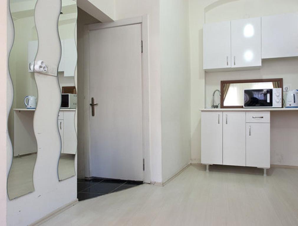 Nicoleport Hotel Istanbul Bagian luar foto