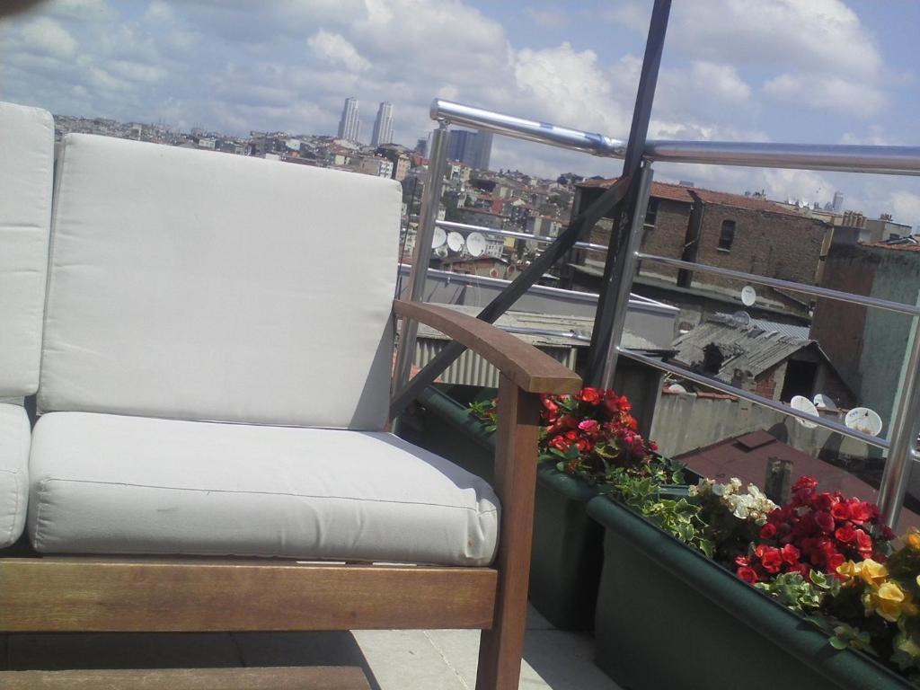 Nicoleport Hotel Istanbul Bagian luar foto