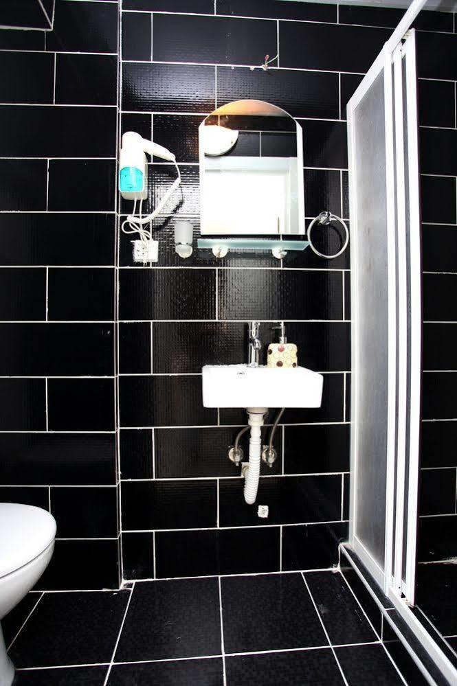 Nicoleport Hotel Istanbul Bagian luar foto